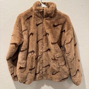 Nike Kids Faux Fur Full-Zip Jacket (Style: DV3252-258). Size Large (Kids). Cozy